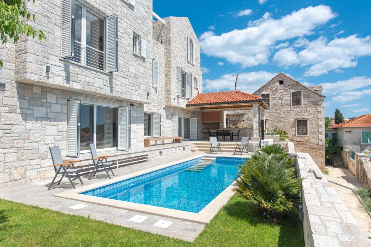 New Luxurious Villa Tinka - Сумартін Екстер'єр фото