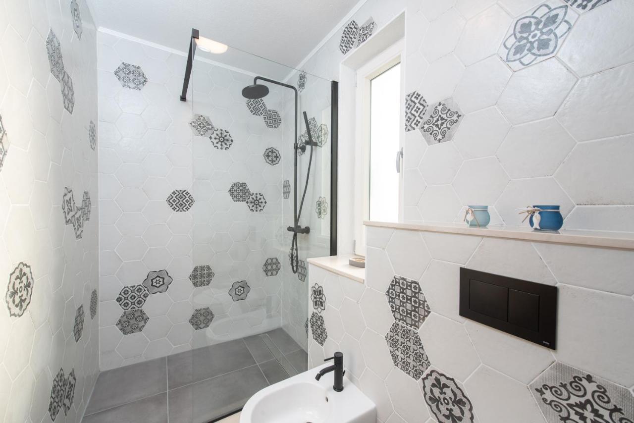 New Luxurious Villa Tinka - Сумартін Екстер'єр фото